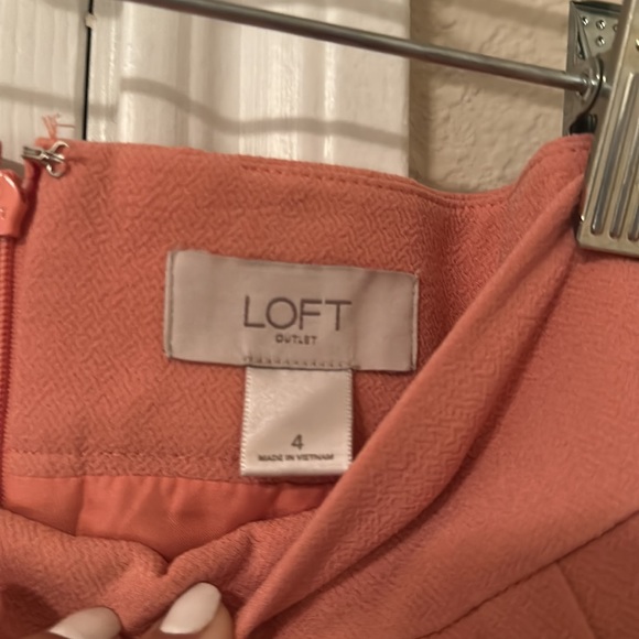 LOFT scallop skirt - Picture 3 of 3